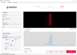 Screenshot of the Flare software. Magnified image and line scan from the selected Region Of Interest. The fluorescence from the QDs that travelled in the agarose gel is clearly visible.